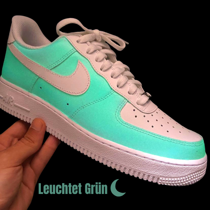 Custom AF1 'GLOW BLUE to GREEN'